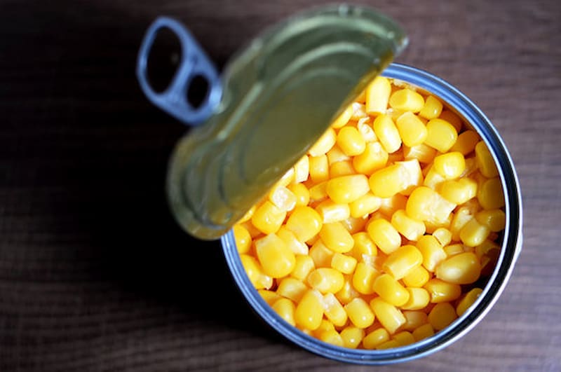 کنسرو ذرت خانگی با طعم آشنا برای مصرف روزانه